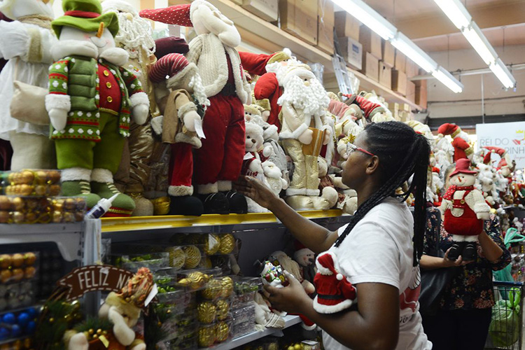 O balanço, após as vendas de Natal, indica que o setor movimentou o consumo em um crescimento nominal de 5,9%. O total movimentado foi de R$ 5,6 bilhões.