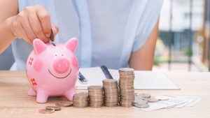 10 dicas práticas de como economizar dinheiro no dia a dia